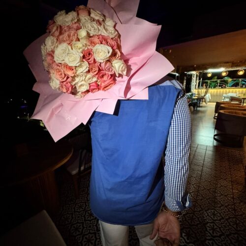 Bouquet de 75 rosas