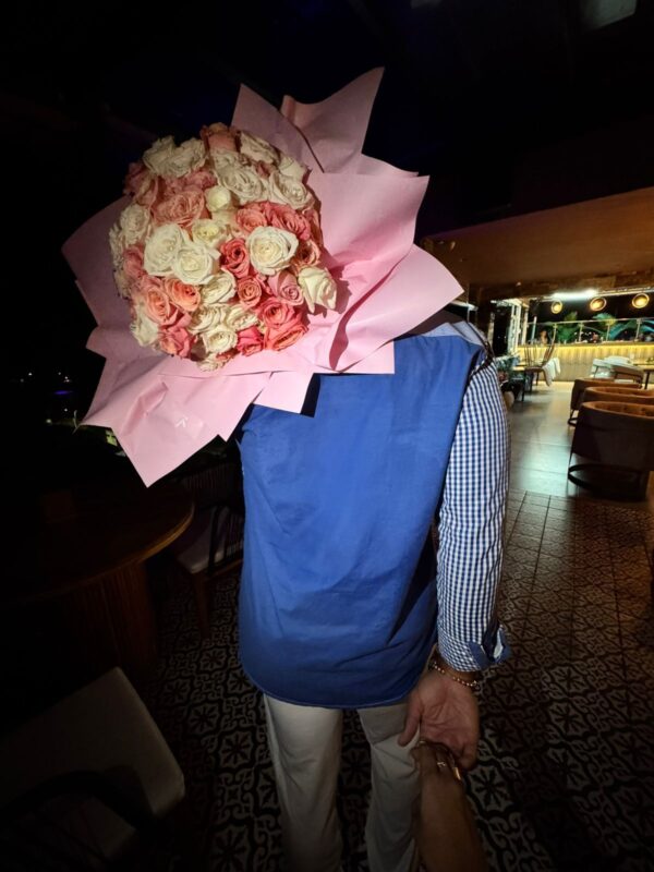 Bouquet de 75 rosas